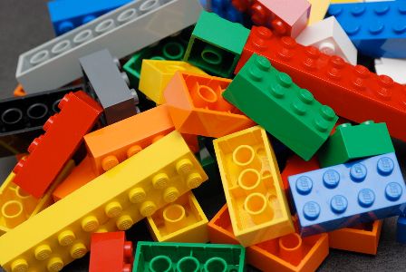 Lego_Color_Bricks.jpg